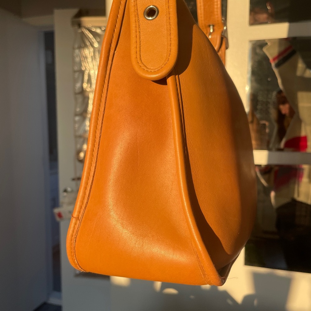 Coach Vintage Tan Legacy Shoulder Zip Bag Adjustable Strap Purse - Picture 6 of 14